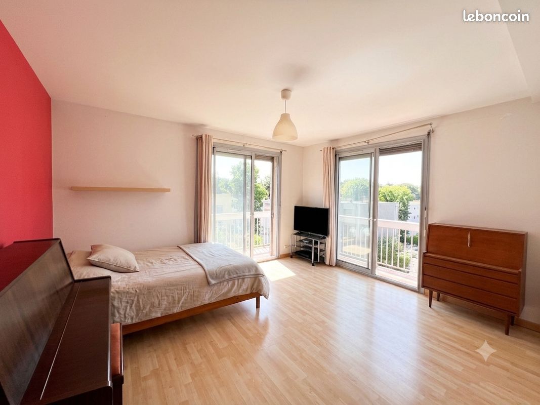 Appartement 5 pièces 130 m² · à Grenoble · 130 m² · 260 000 €