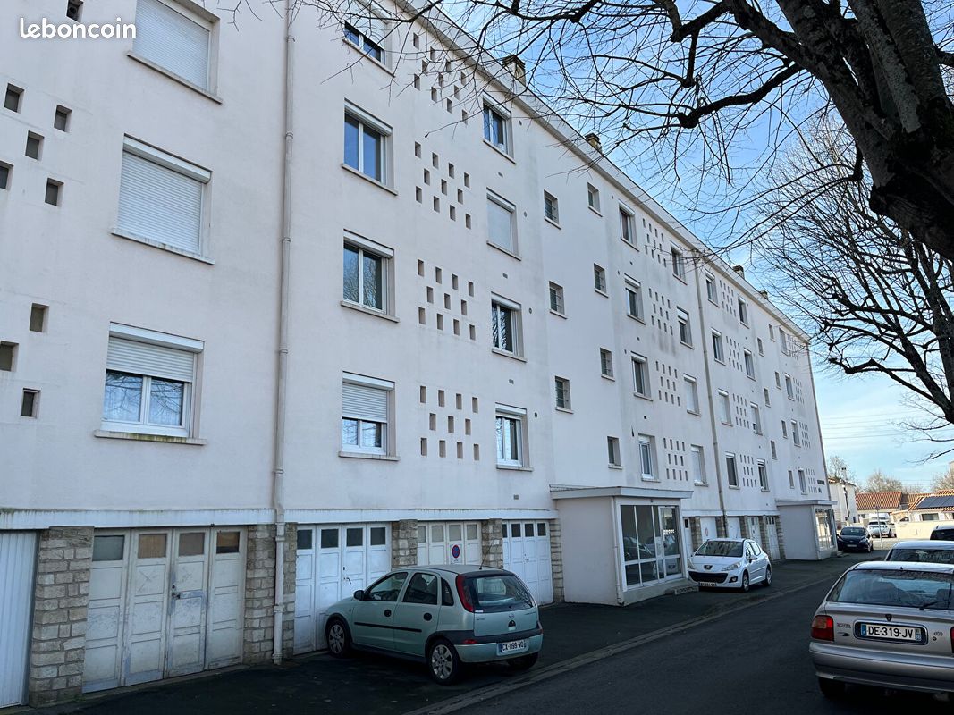 Appartement 4 pièces 71 m² - Rochefort 17300 (image principale 0)