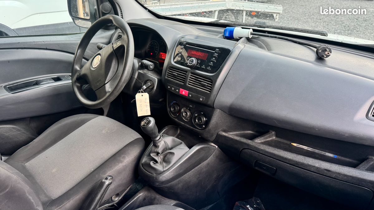 FIAT Doblo Cargo III 1.3 MJTD 90 cv Frigorifiques (image 5)