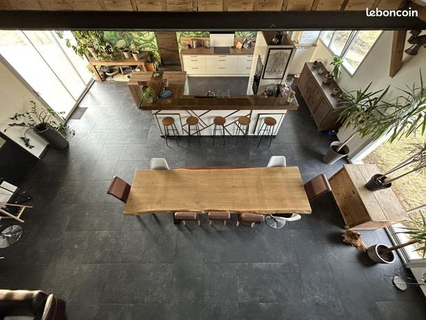 Maison 7 pièces 245 m²