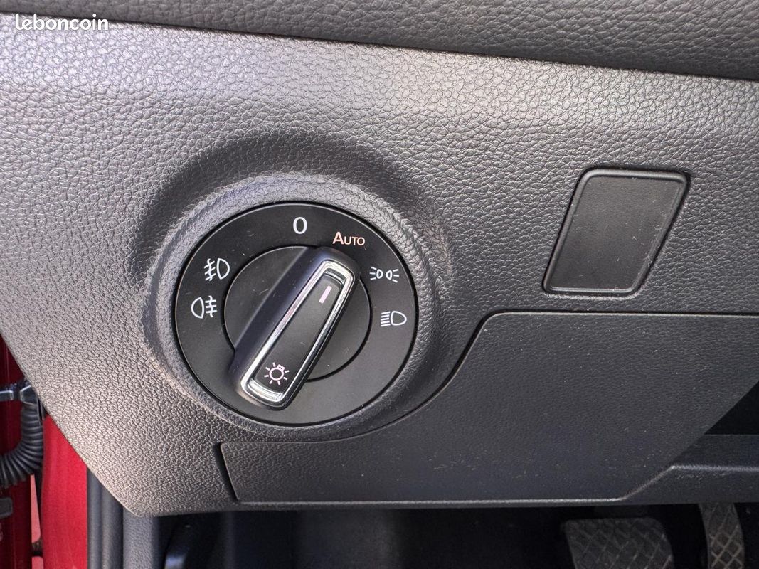 Seat ibiza fr 1.0 tsi - 110 - cam - attelage (image 26)