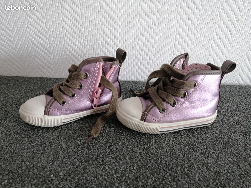 Baskets fille taille 19 (image 1)