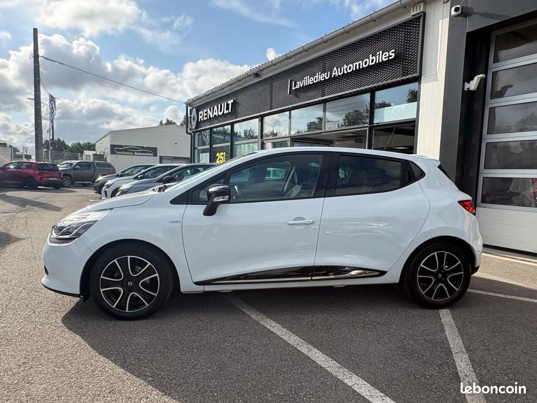 Renault Clio IV TCE 75CV LIMITED (image 2)