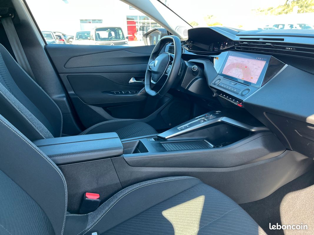 Peugeot 308 SW Blue HDi 130 CH Active Pack EAT8 chaîne arbres à cames ( 8mm) 1 ER MAIN GTIE 3 MOIS (image 2)