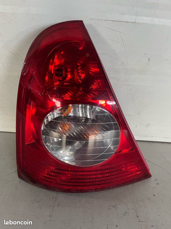 Feu Arrière Droit Renault Clio III Phase 2 (2009-2014) – Qualité OEM, Installation Facile, FINAO AUTOPARTS