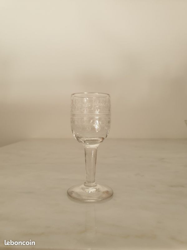 Lot verres à liqueur en cristal (image 4)