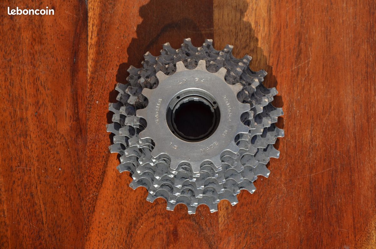NOS ROUE LIBRE SACHS Maillard Aris 80s-90s Freewheel 8 Speed 13-23t BSC