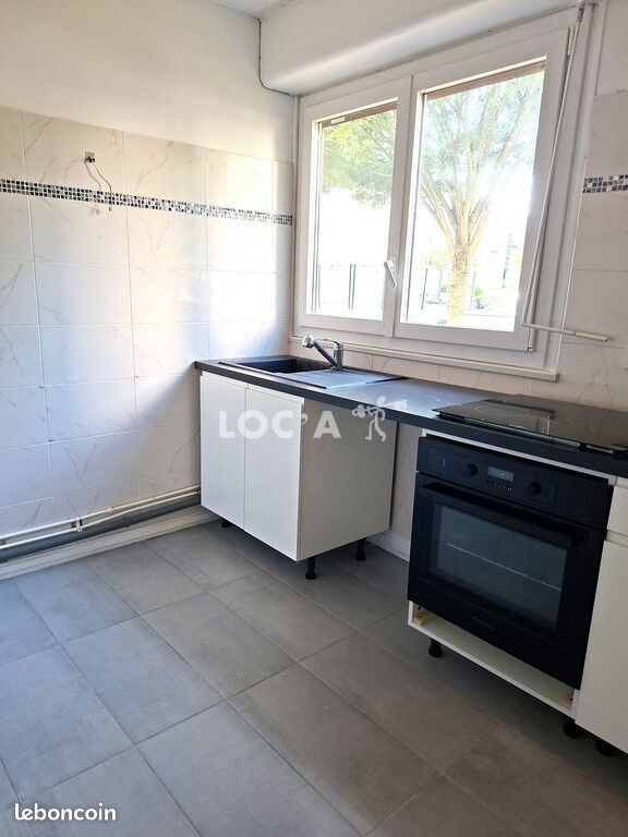 Appartement 4 pièces 74 m² · à Rillieux-la-Pape · 74 m² · 1 200 €/mois