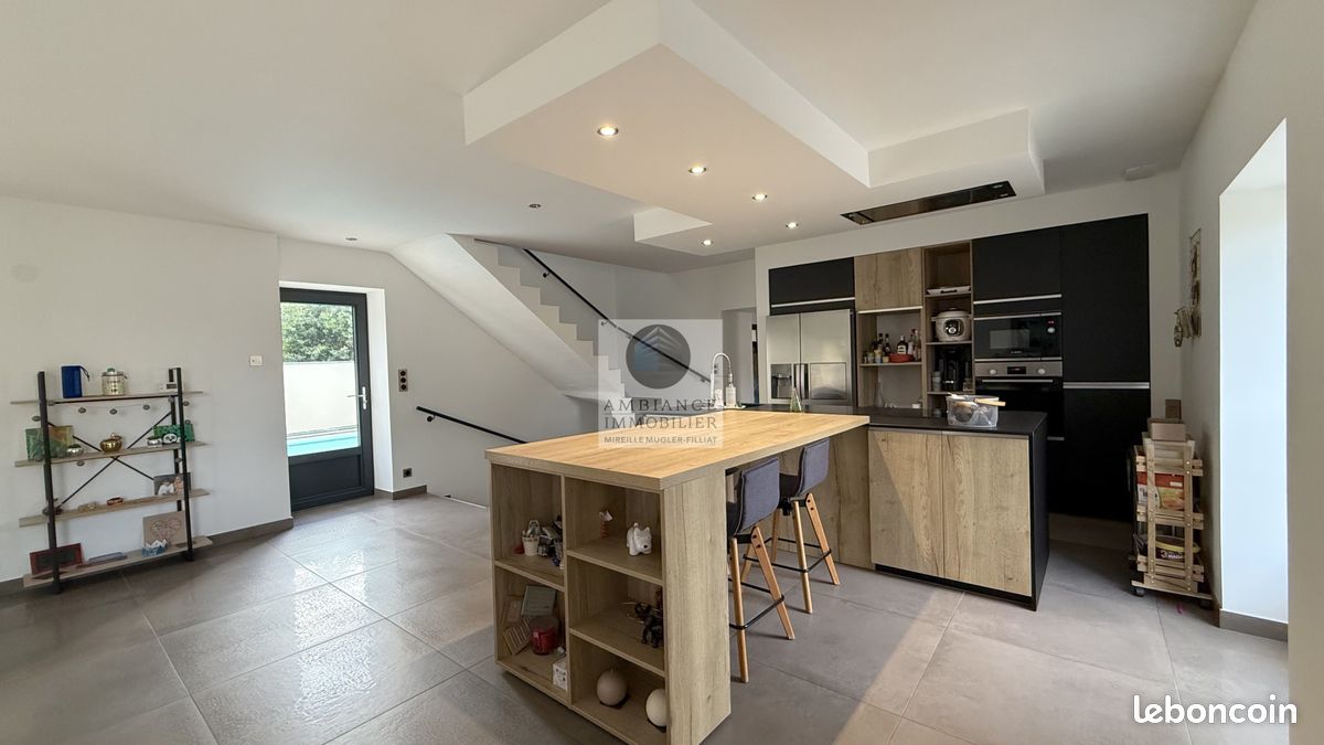 Maison 6 pièces 200 m² (image 13)