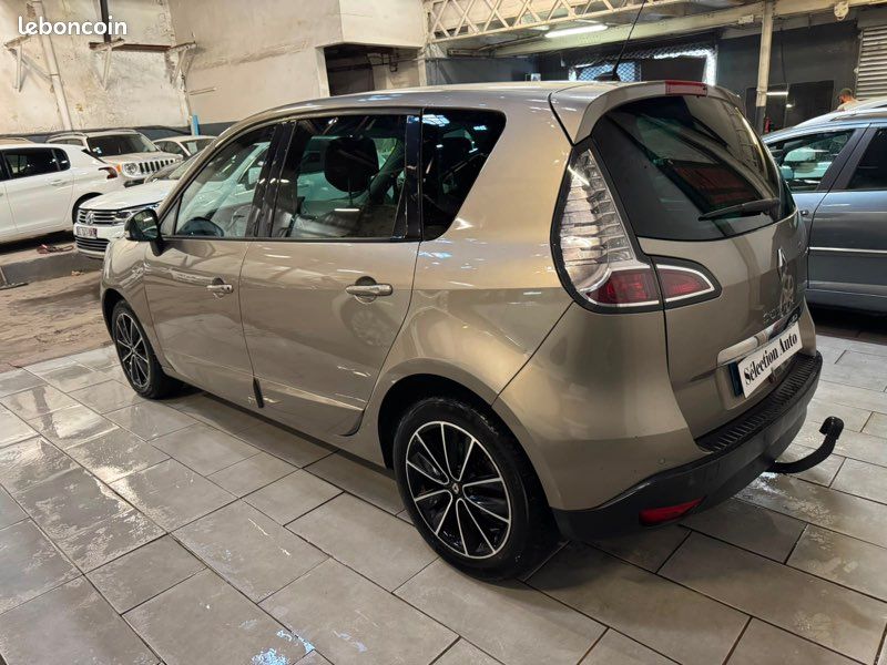 Renault scenic 1.6l dci 130ch bose 151000km an 2013 (image 4)