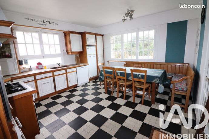 Maison familiale 6 pièces 161 m²