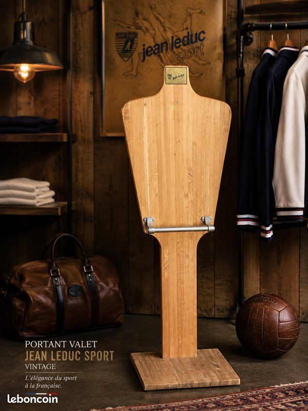 Portant en bois valet vintage Jean Leduc Sport (image 1)