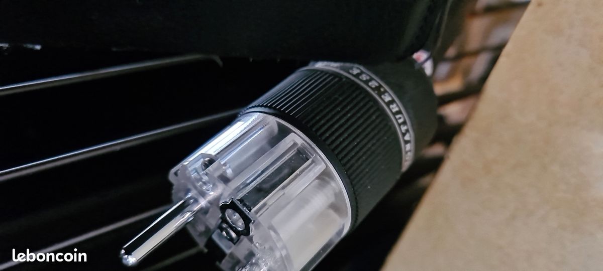 Cable secteur JSV Audio Signature 2 SE p2 1,5 mètre (image 1)