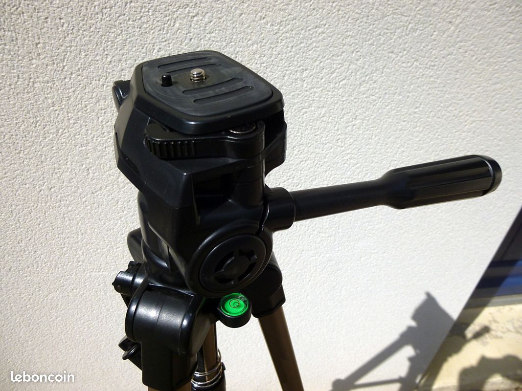 Velbon CX 560 - Plaque De Trépied Velbon Avec Pince à Dégagement Rapide - Adaptateur Fixation Compatible PH-249Q