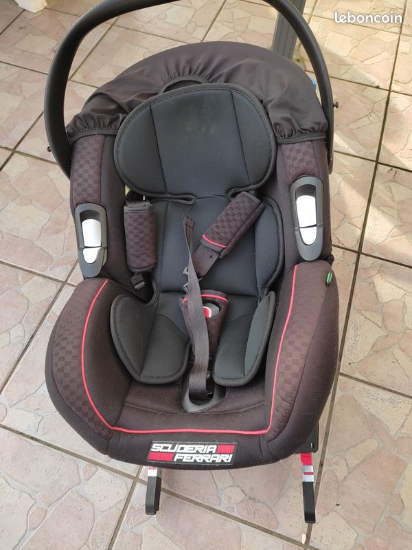 Poussette complete marque ferrari (image 3)