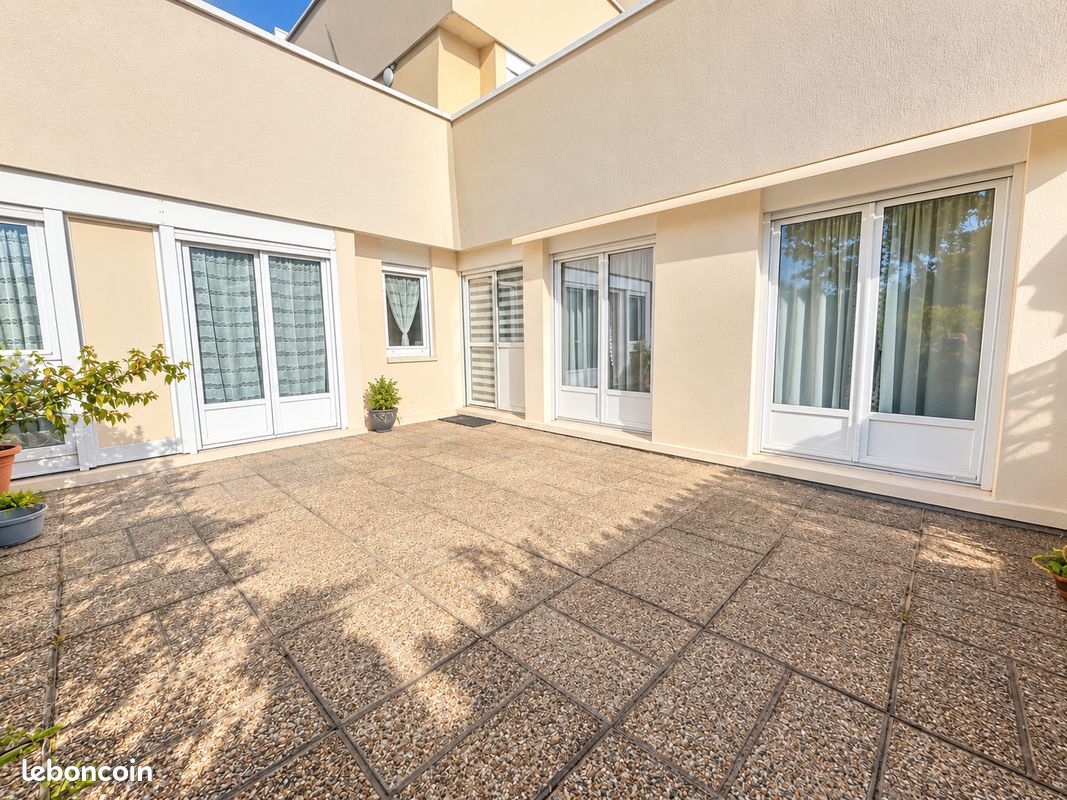 Appartement 3 pièces 70 m² · à Vierzon · 70 m² · 77 700 €