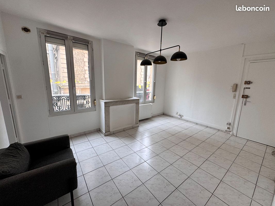 Appartement 3 pièces 49 m² · à Caen · 49 m² · 720 €
