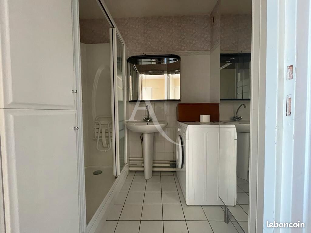 Appartement 1 pièce 37 m² (image 3)