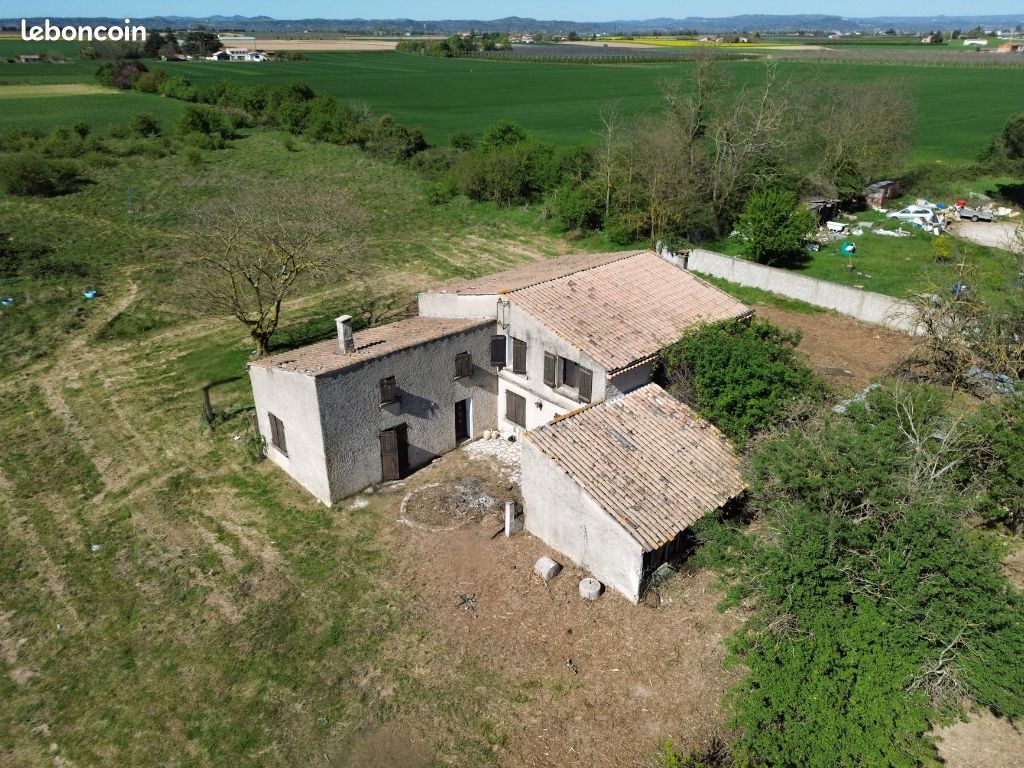 Maison 12 pièces 240 m² · à Alixan · 240 m² · 200 000 €