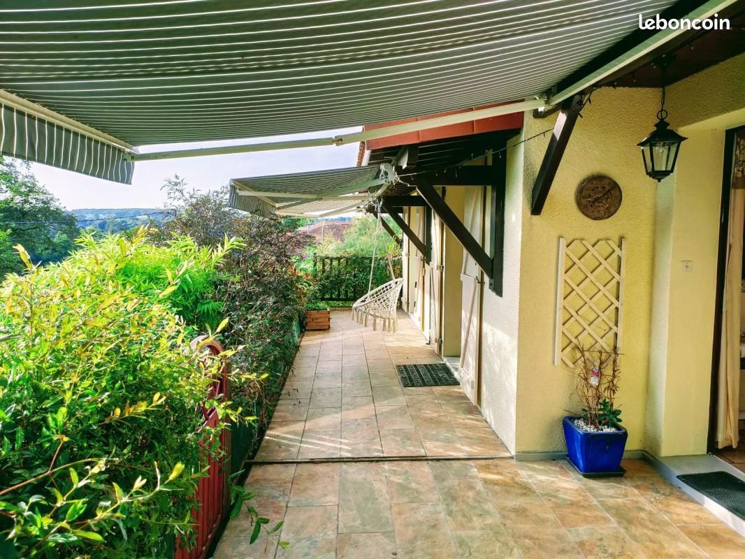 Maison 154 m² Confolens - Confolens 16500 (image principale 9)