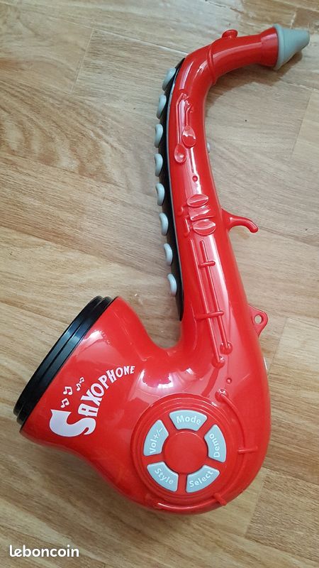 Saxophone (image 1)