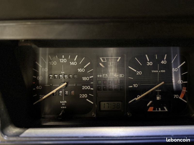 Volkswagen GOLF 1 GTI (image 16)