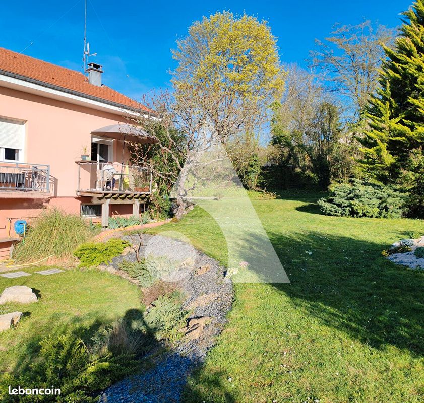 Maison 5 pièces 165 m² · à Neufchâteau · 165 m² · 198 000 €