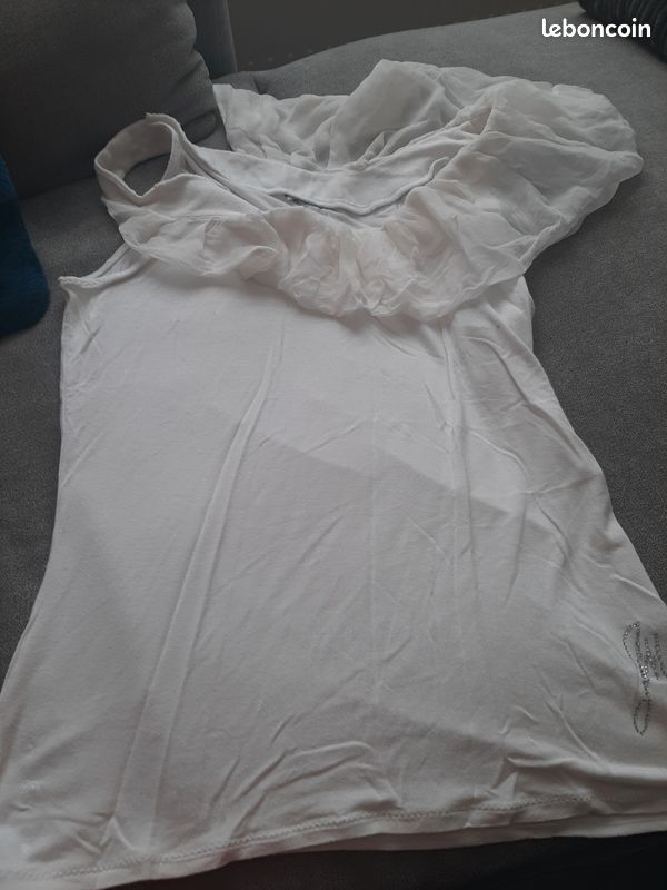 Tee shirt (image 1)