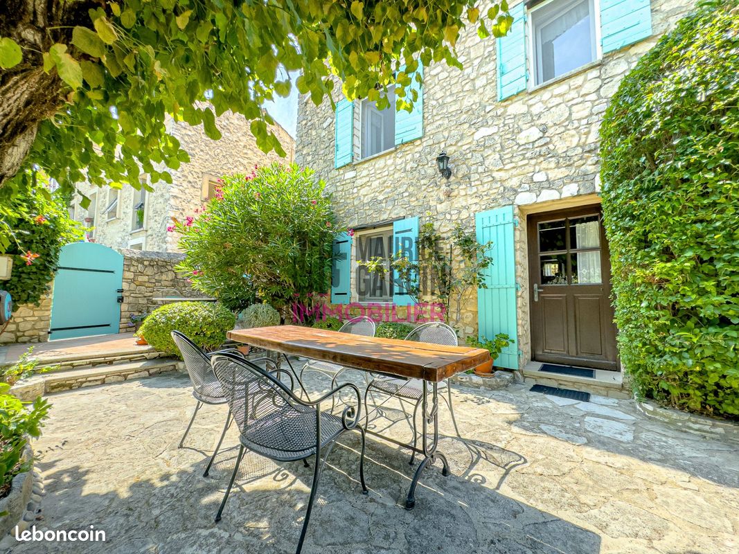 Maison 5 pièces 182 m² · à Velleron · 182 m² · 598 500 €