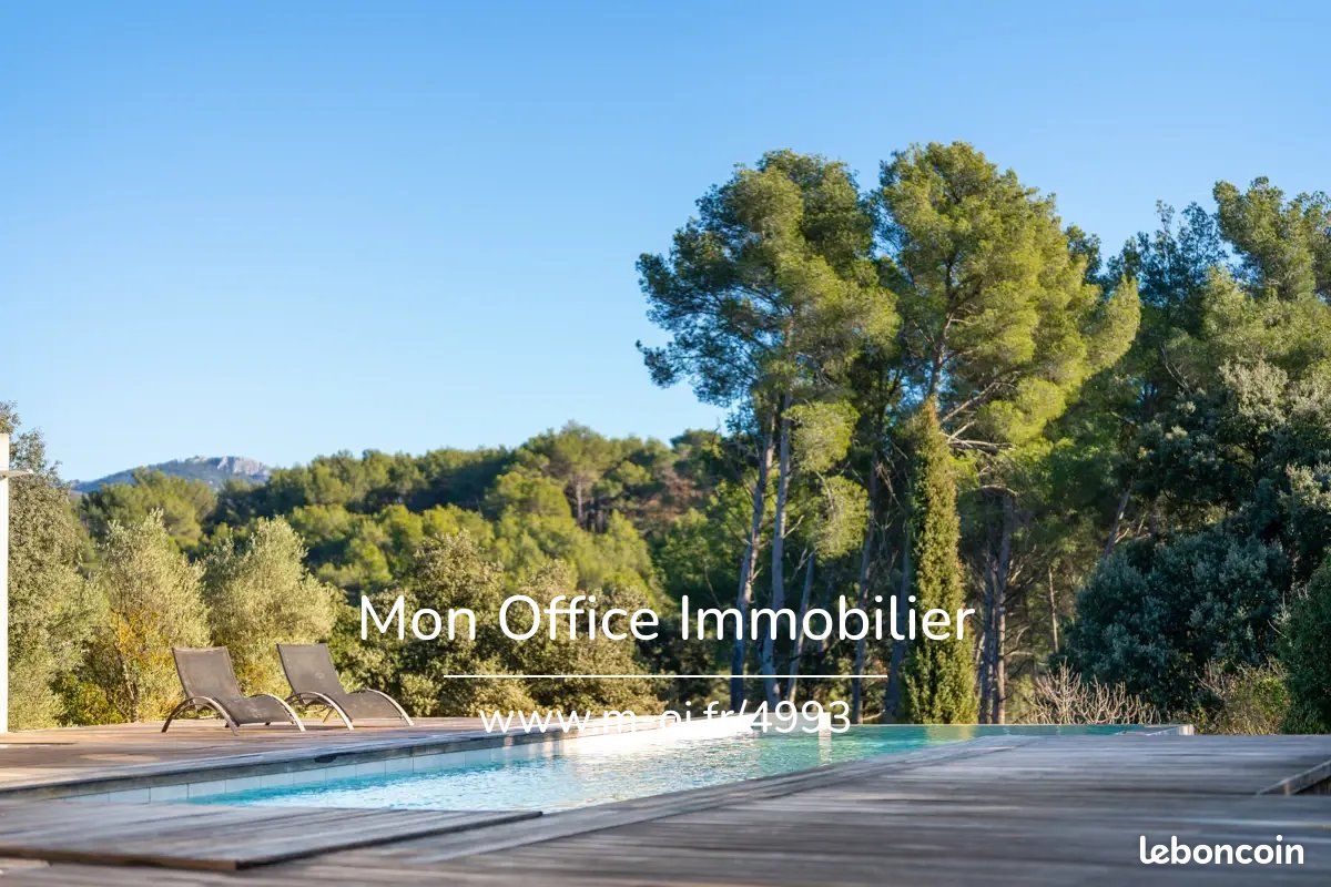 Maison 7 pièces 212 m² · à Le Beausset · 212 m² · 1 548 000 €