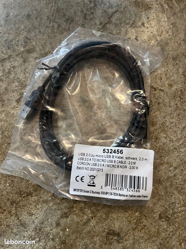Câble USB 2.0 Micro B - Chargeur Et Données - Longueur Standard - Neuf - Générique