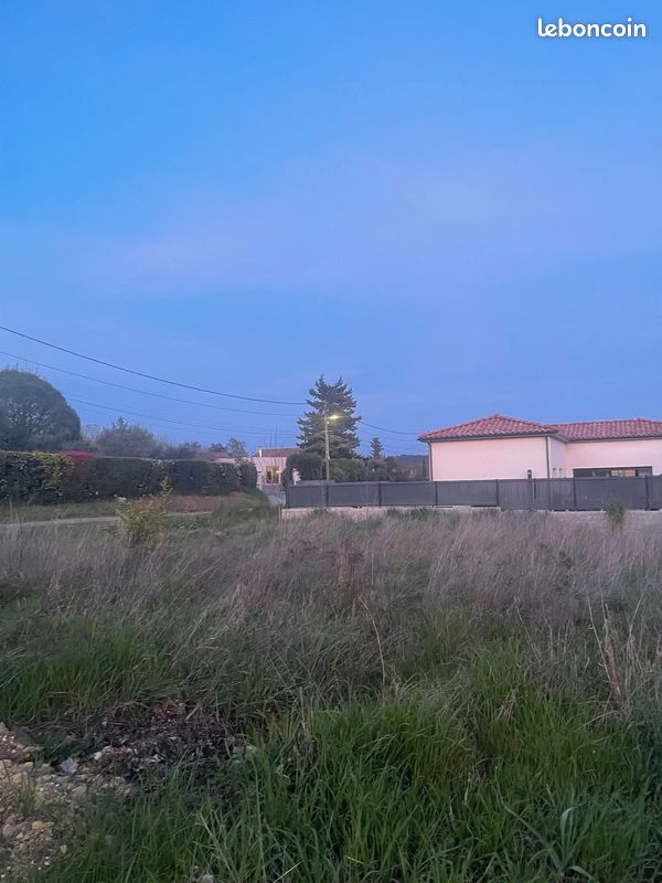 Terrain 600 m² Constructible Alès · 84 500 €