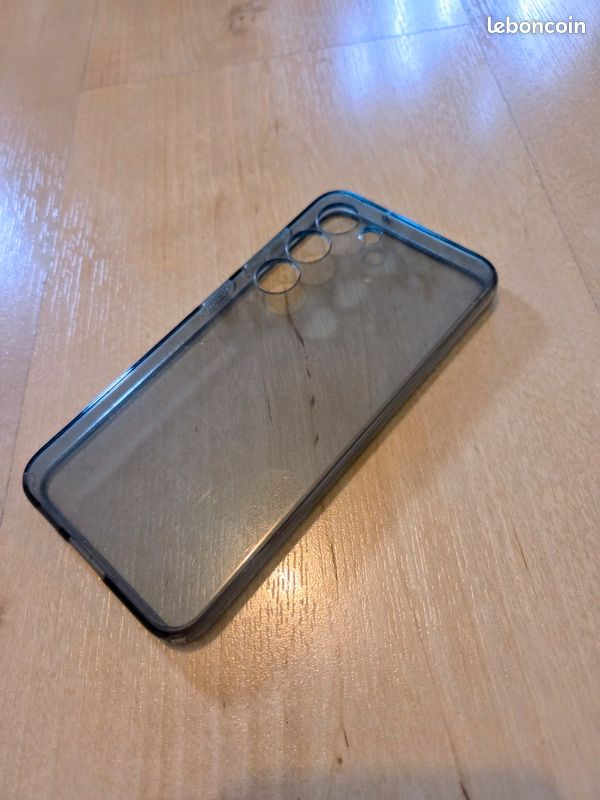 Coque fine teintée pour Samsung Galaxy S23 à coussins d'air, marque Spigen (image 6)
