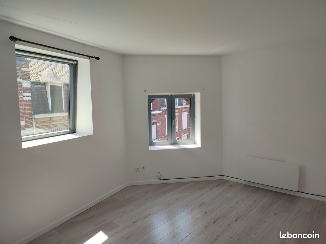 Appartement 2 pièces 42 m² · à La Madeleine · 42 m² · 600 €