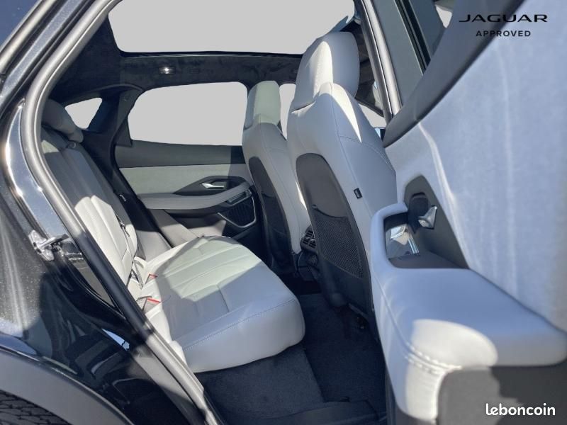 Jaguar E-Pace P270e PHEV 269ch R-Dynamic HSE (image 8)