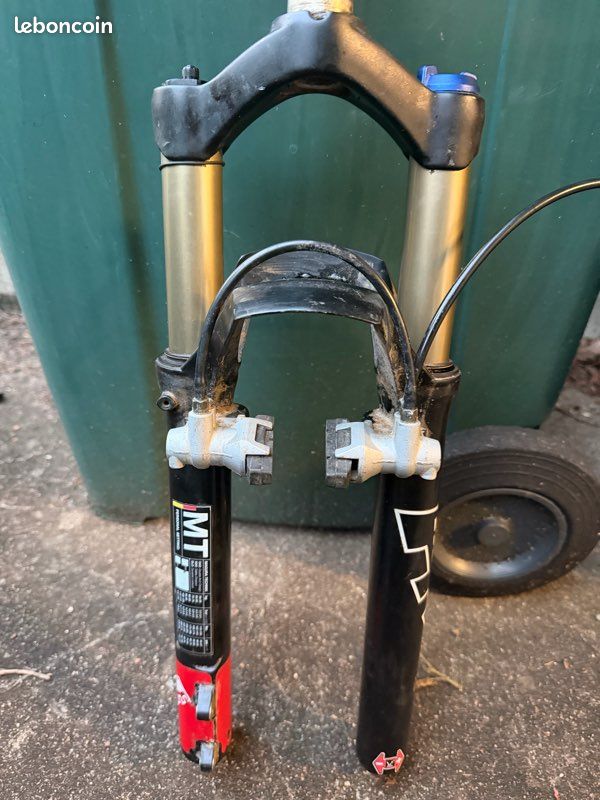 Fourche MAGURA MENJA 26" - 130 Mm - VTT Descente - Magnésium - Occasion