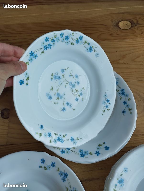 Assiettes creuses arcopal myosotis (image 5)