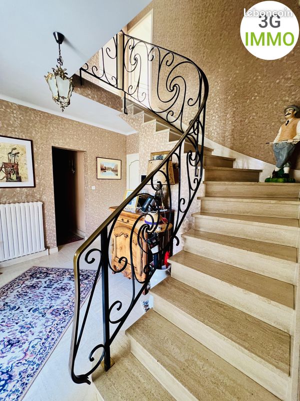 Grande maison familiale de caractère – 5 chambres – Sous-sol complet (image 15)