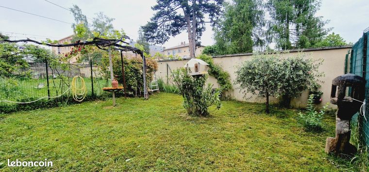 Maison de village en viager 5 pièces 114 m²