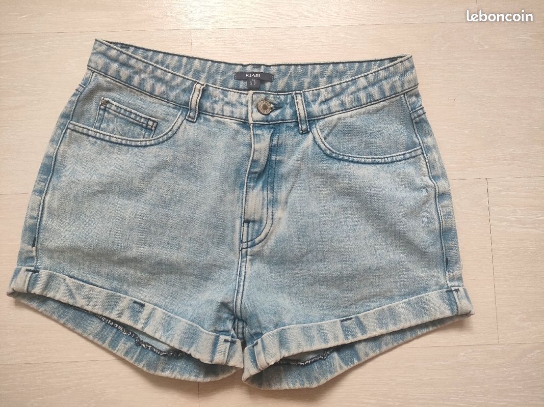 Short Jean (image 1)