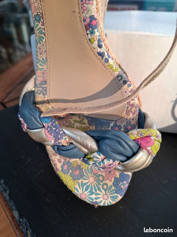 Sandales compensées dorées, taille 40, marque Pare Gabia (image 14)