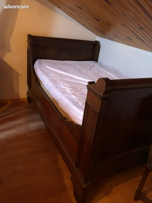 Lit ancien (image 1)