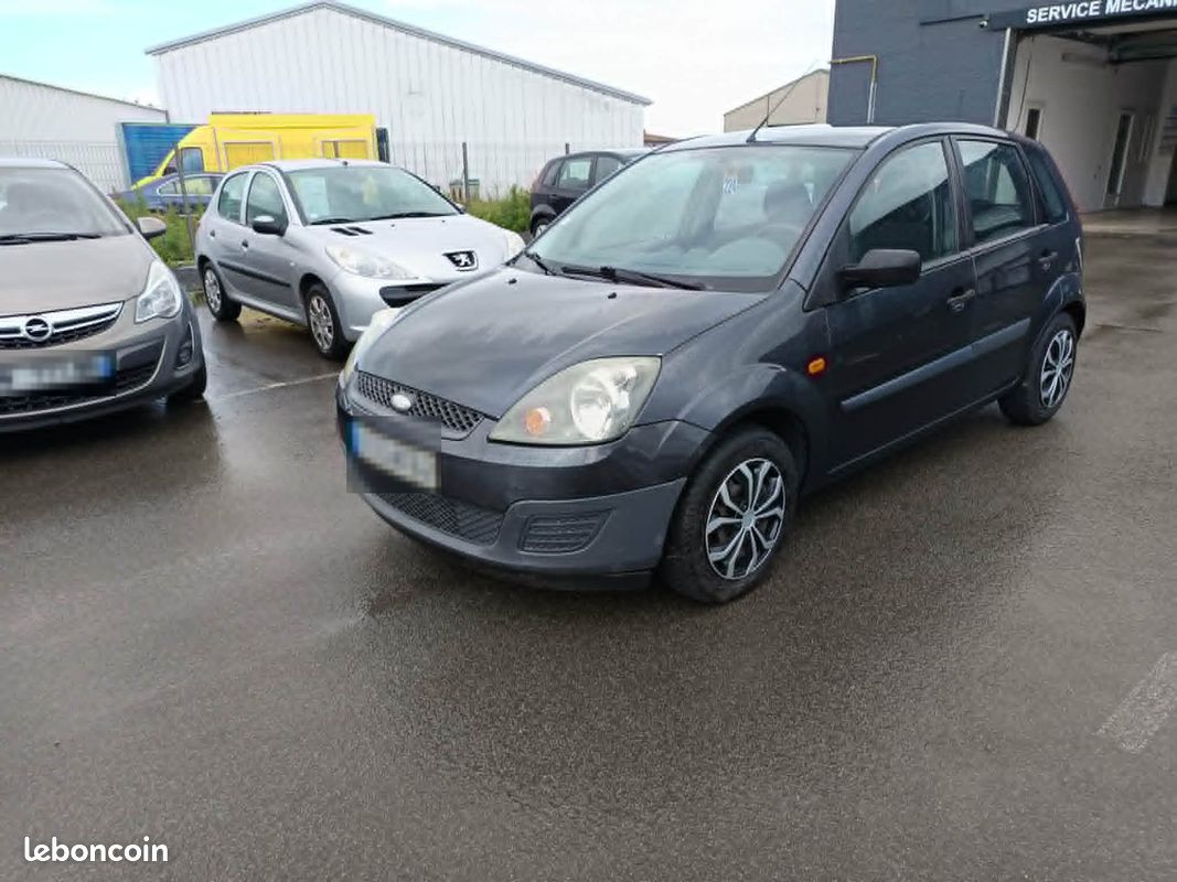 FORD Fiesta /1.3 70CH/Garantie/4x sans frais (image 1)