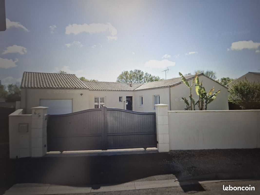 Maison 6 pièces 114 m² · à Aiffres · 114 m² · 300 000 €