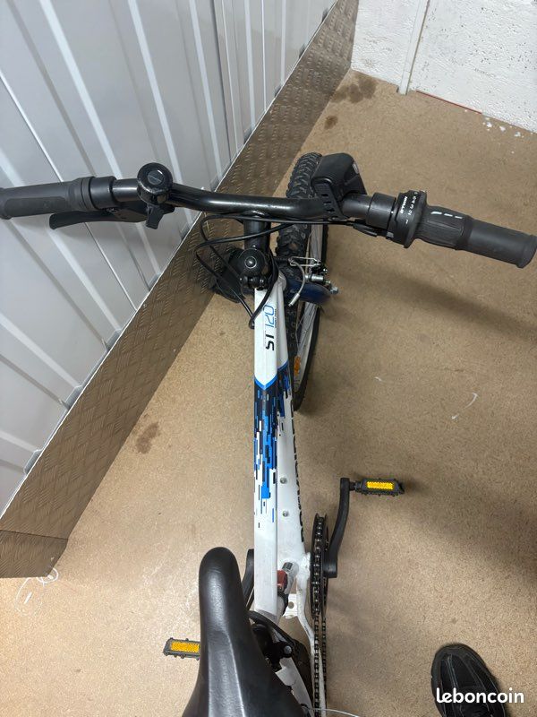 VTT enfant Rockrider ST 120 20 pouces – 6 à 9 ans (image 3)