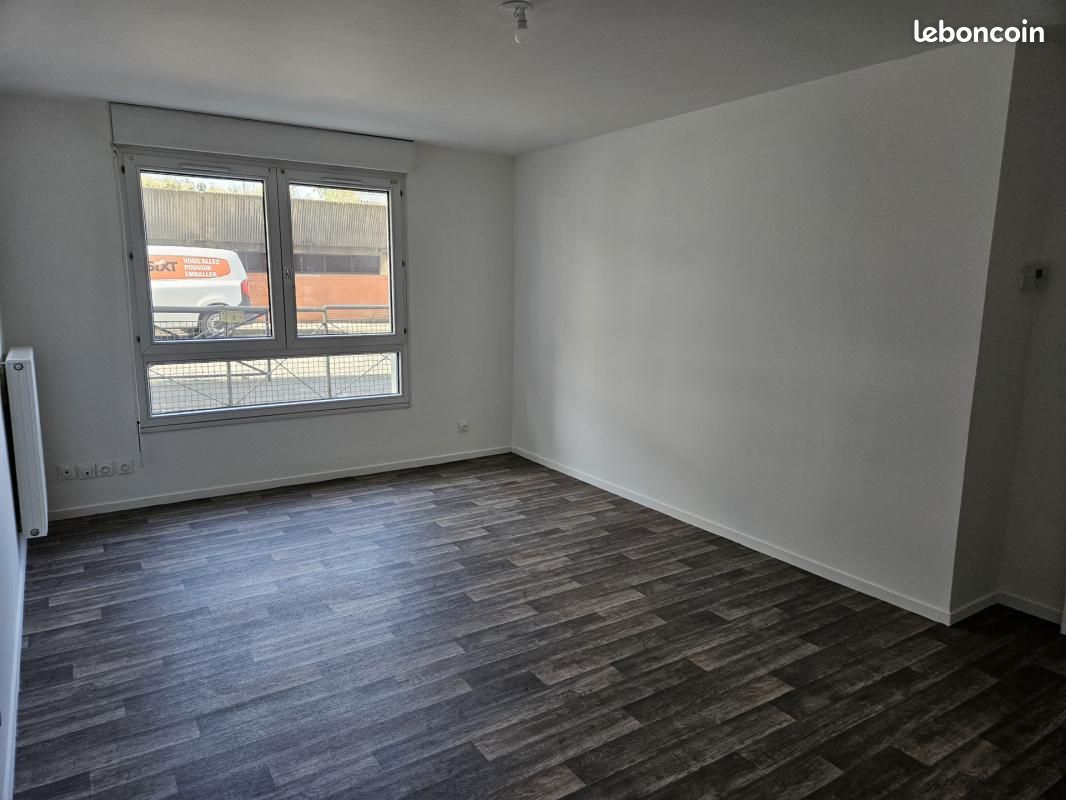 Appartement 4 pièces 80 m² · à Dammarie-les-Lys · 80 m² · 158 500 €