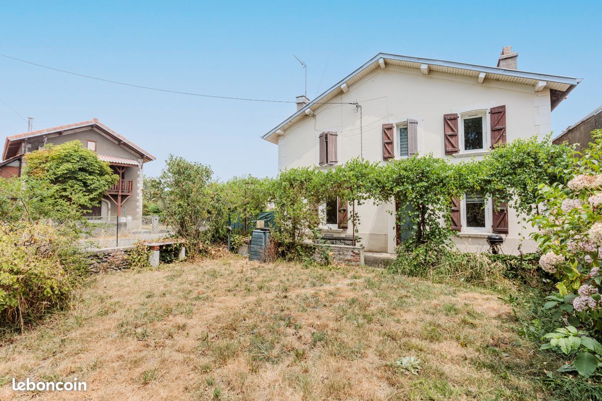 Maison 7 pièces 170 m² · à Cazères · 170 m² · 240 000 €
