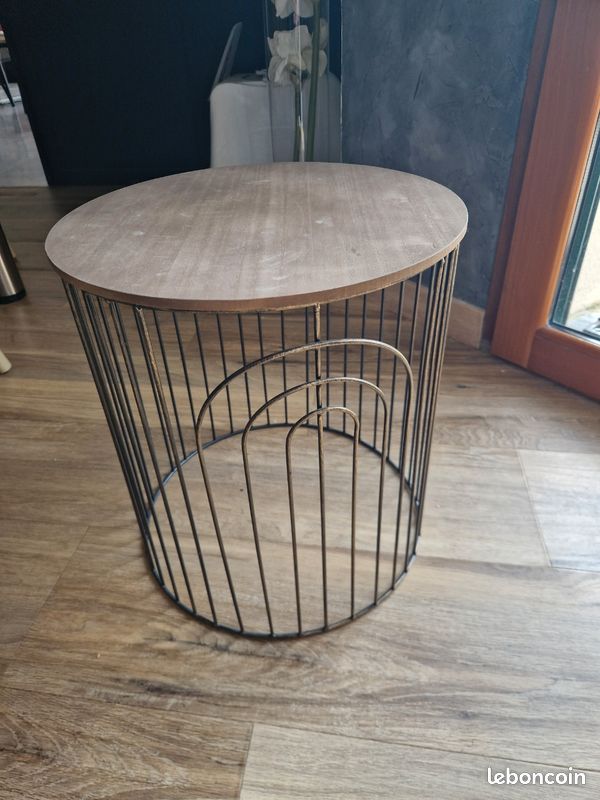 Table basse design (image 1)