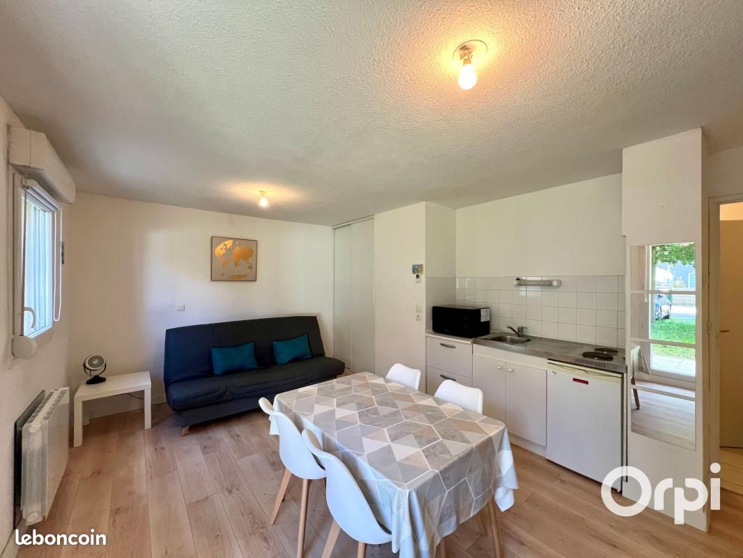 Appartement 1 pièce 28 m² · à Calais · 28 m² · 77 000 €