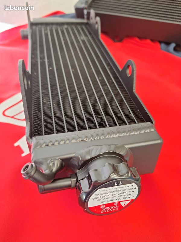 Radiateur Neuf GPI Pour Yamaha RZV500R / RD500LC 51X - Pièce D'origine